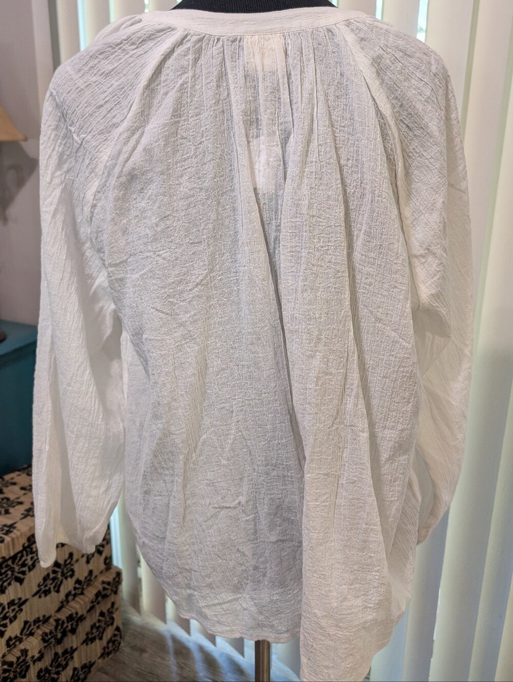 Good Hart Boho Embroidered Top - Picture 3 of 5
